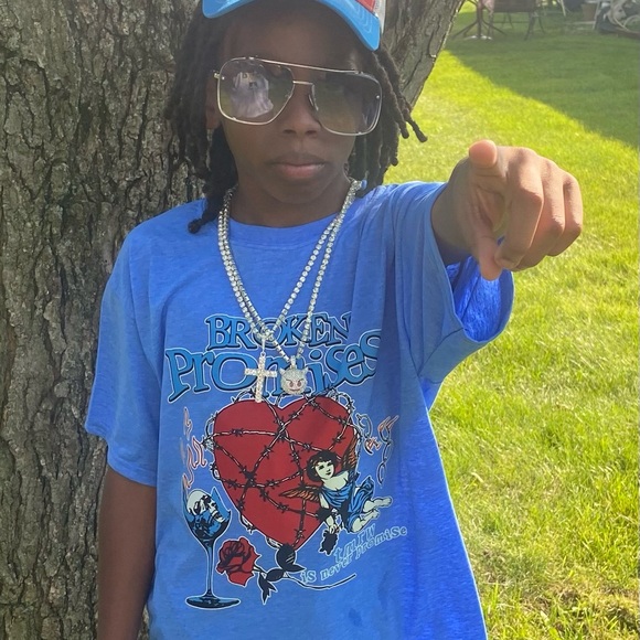 Broken Promises - Picture 6 of 6